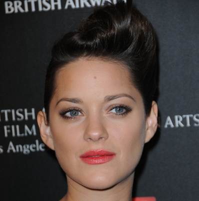 Marion Cotillard rocks a French twist