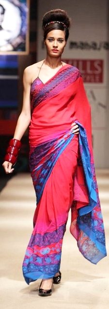 Designer Niki Mahajan A-W 2011-3