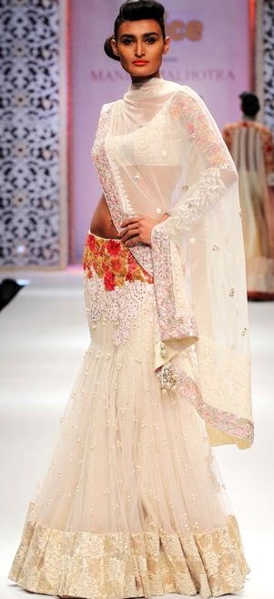 Manish Malhotra A-W 2011-3