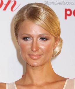 Paris Hilton sports the Nude Makeup look