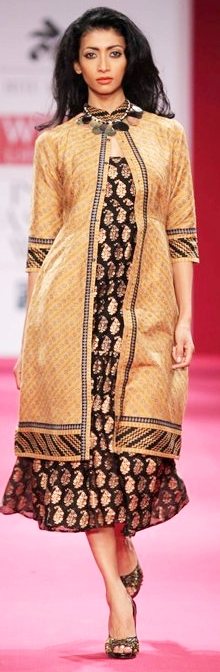 Ritu Kumar A-W 2011-2