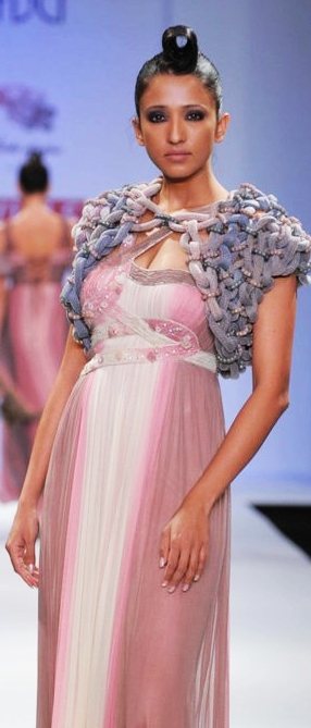 WIFW geisha by Designer paras-shalini A-W-2011-1