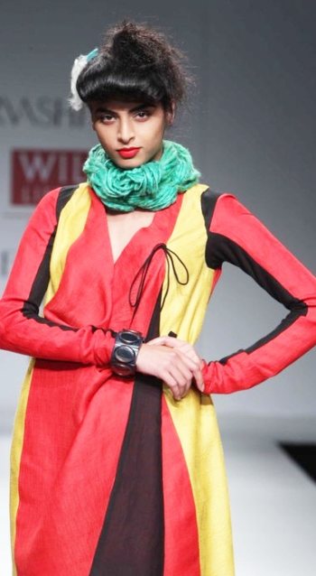 WIFW urvashi kaur A-W-2011-1