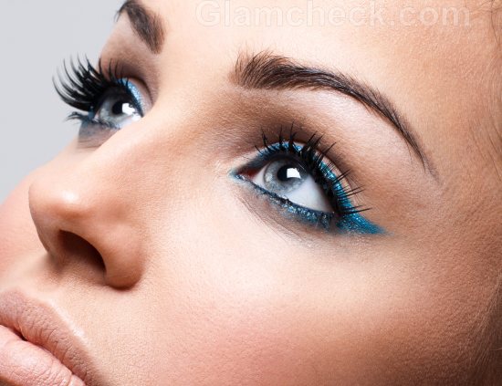 Blue-eye-makeup-12