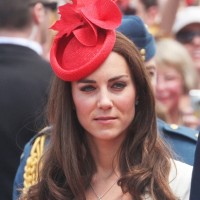 Catherine-Middleton-maple-leaf-hat