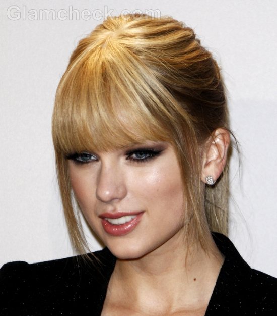 taylor swift haircut bangs