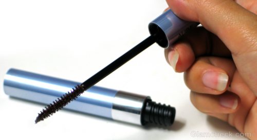 Mascara-makeup products