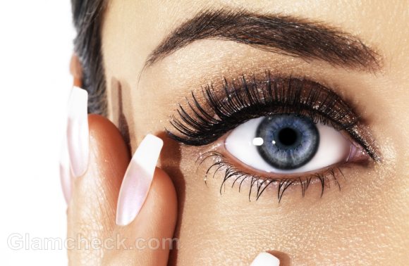 How to make your eyes look bigger fake eyelashes