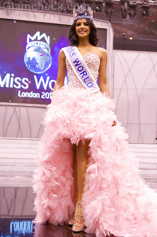 Miss-World-2011-Ivian-Sarcos-Evening-Gown-1