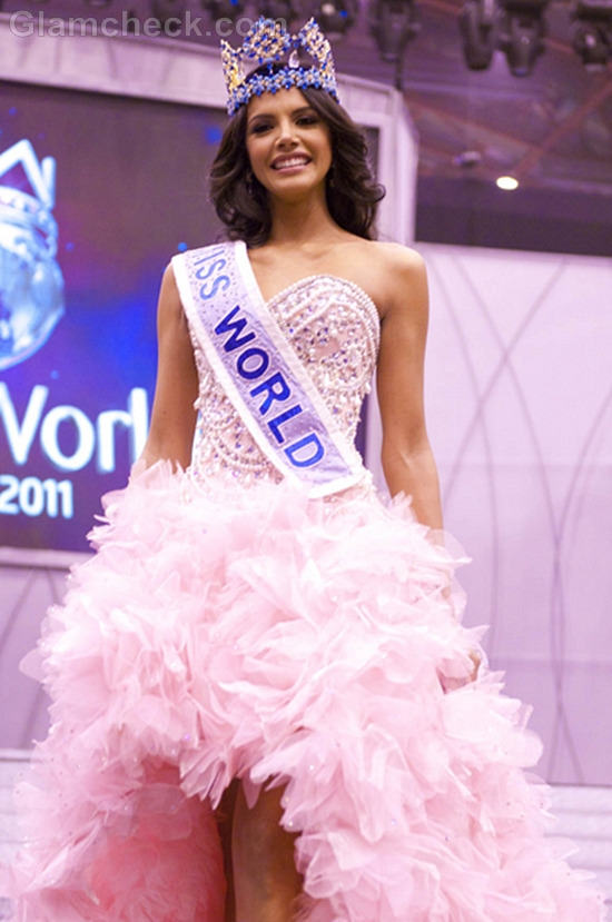 Miss World 2011 Ivian Sarcos's Pink Evening Gown