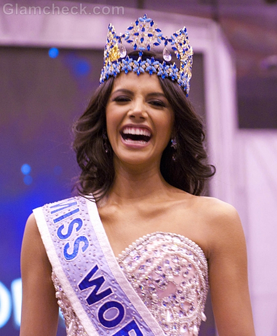 Miss World 2011 Ivian Sarcos’s Pink Evening Gown