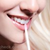 how to apply lip gloss
