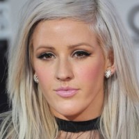 Ellie Goulding platinum blonde hair trend 2011
