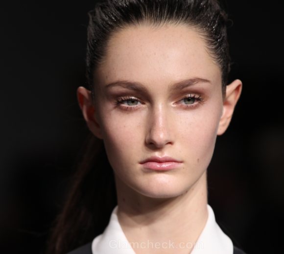 Beauty how to minimal makeup calvin klein fall 2011 -2