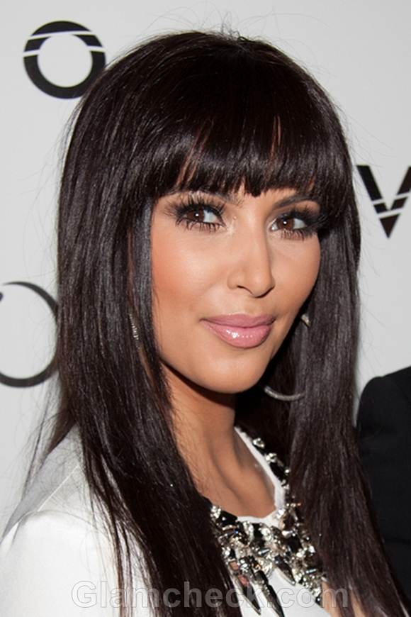 Kim Kardashian Sports Sexy New Haircut for 2012