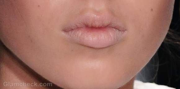 Beauty how to bare lips
