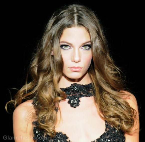 Hairstyle Trends S/S 2012 : Curly, Straight & Messy hair