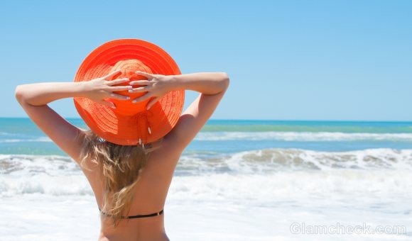 Things to pack for the beach-hats