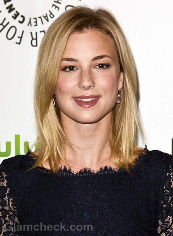 Emily VanCamp Pairs