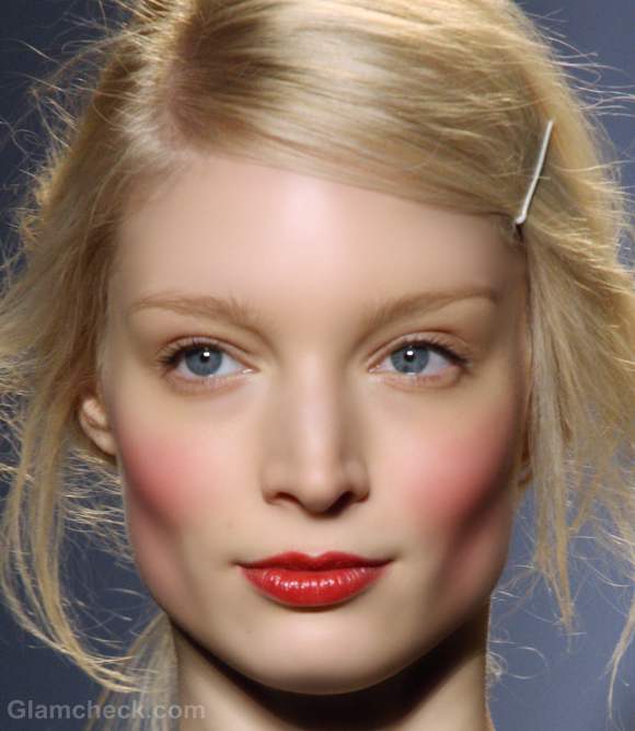 Beauty how to weathered cheeks red lips natural eyes