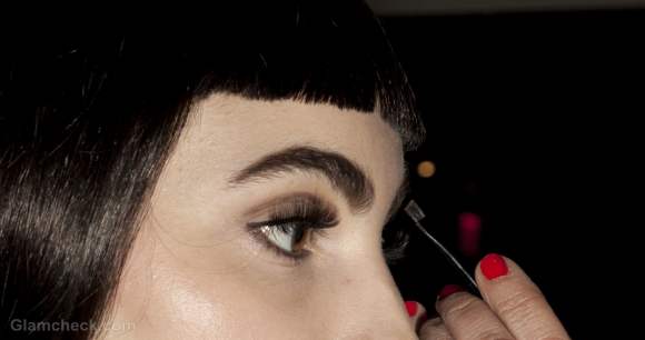 Beauty trends fall-winter 2012 bold natural eyebrows how to