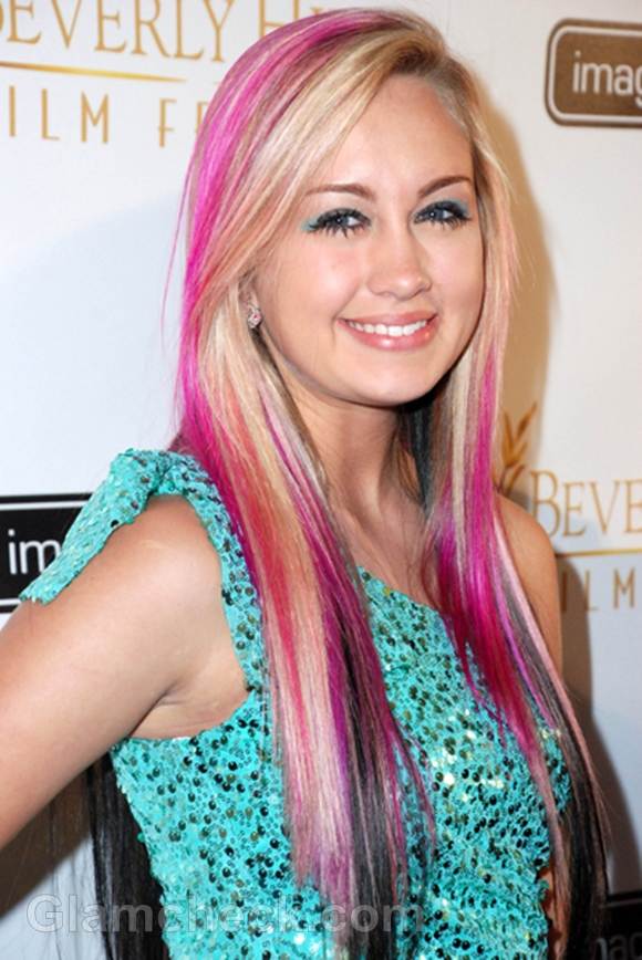 Celeb hair color taylor adams tirple-toned hair