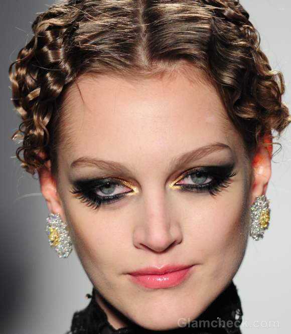 Makeup trends fall-winter 2012 two set eyelashes-1