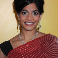 Amara Karan in Sari