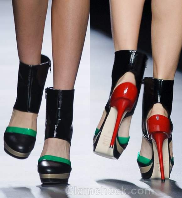 Footwear Trends Fall/Winter 2012: Ankle Straps