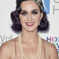 Katy Perry 20s vintage look