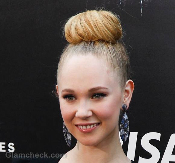 Ballerina bun juno temple