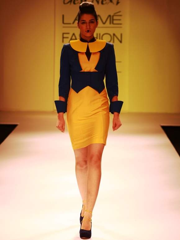 Aastha Sethi And Siddharth Arora LFW winter festive 2012