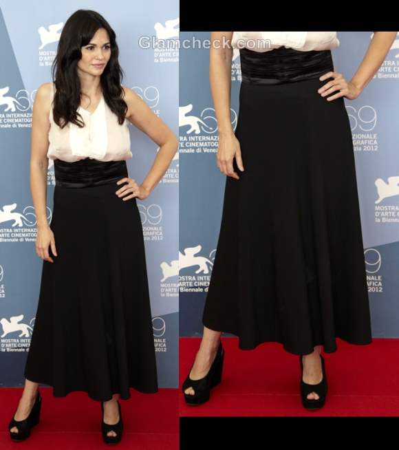 Style wearing long skirts Romina Mondello