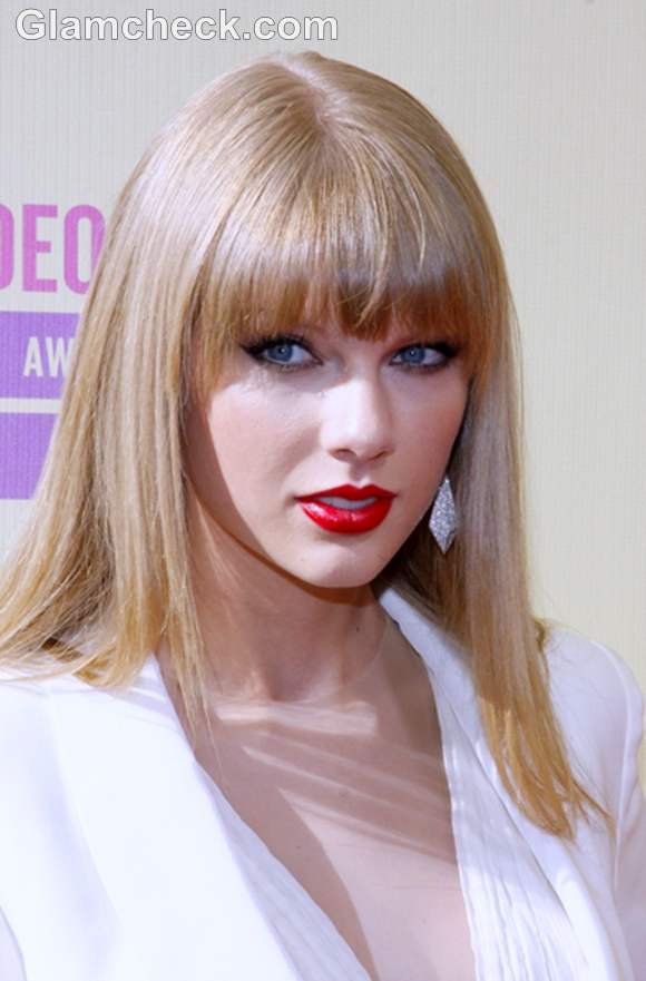 Taylor Swift hairstyle 2012 MTV Video Music Awards