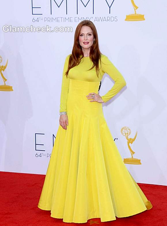 yellow gown 2012 Julianne Moore