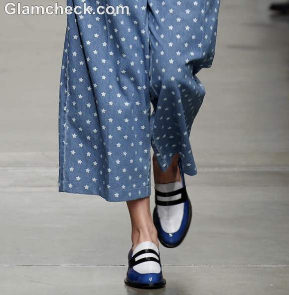 Get The Look peppy chic in blue wide legged polka dot pants