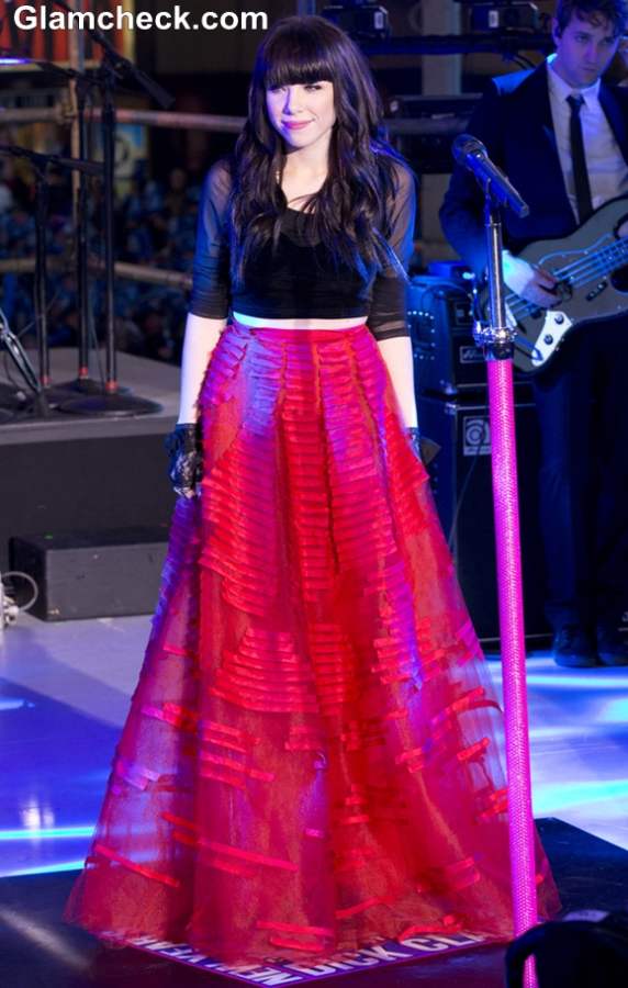 Carly Rae Jepsen Performs At The New Years Rockin Eve 2013