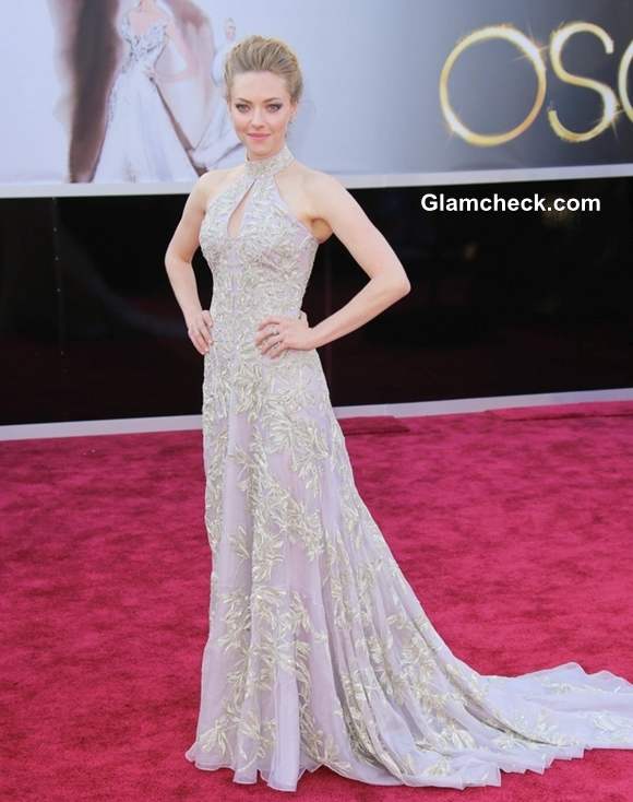 Amanda Seyfried gown at Oscars 2013