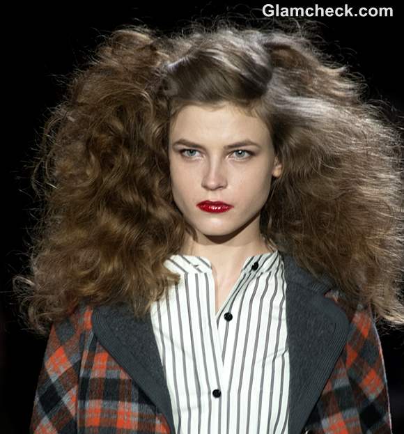 Fall-Winter 2013 Hairstyle trend- Voluminous Curls