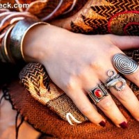 How to wear the Multiple Rings trend
