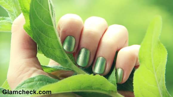 Metallic Green Nails