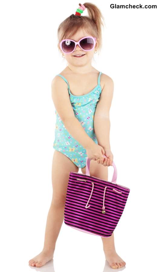 How To Choose Swimwear For Little Girls-9620