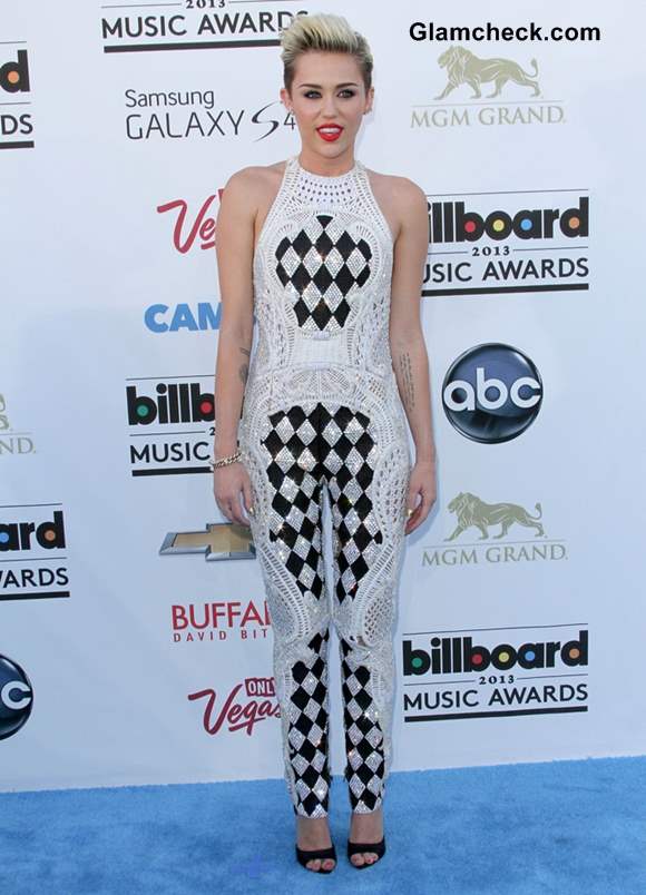 Miley Cyrus at 2013 billboard music awards