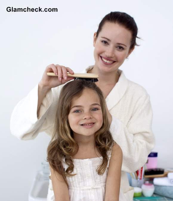 Detangling and Combing little girls hair