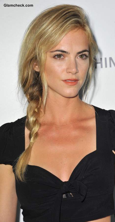 468px x 900px - Emily Wickersham Sports Side Braid at â€œThe Bridgeâ€ Premiere