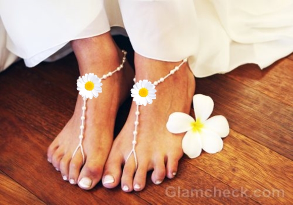 Flower anklet