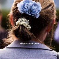 How to wear Flower Hair Clip