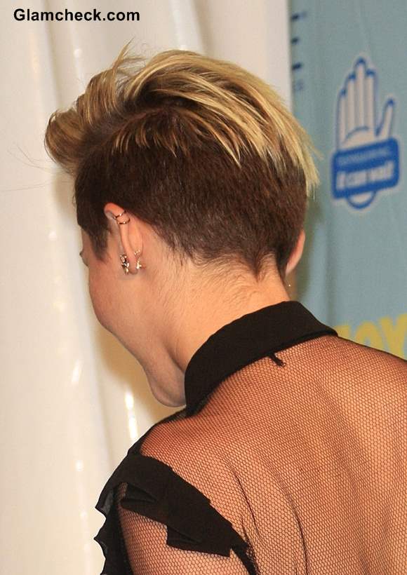 Miley Cyrus Pixie Hairstyle at 2013 Teen Choice Awards