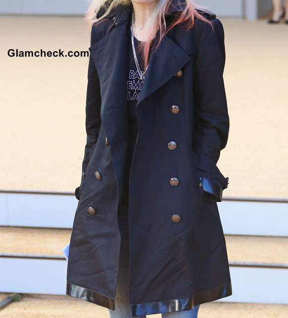Alison Mosshart In Black Coat at Burberry Prorsum SS14 show at London Fashion Week