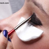How to Prevent Eye Shadow from Getting on Your Cheeks